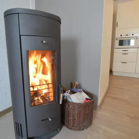 Very Comfortable House With Bathrooms And A Garden *